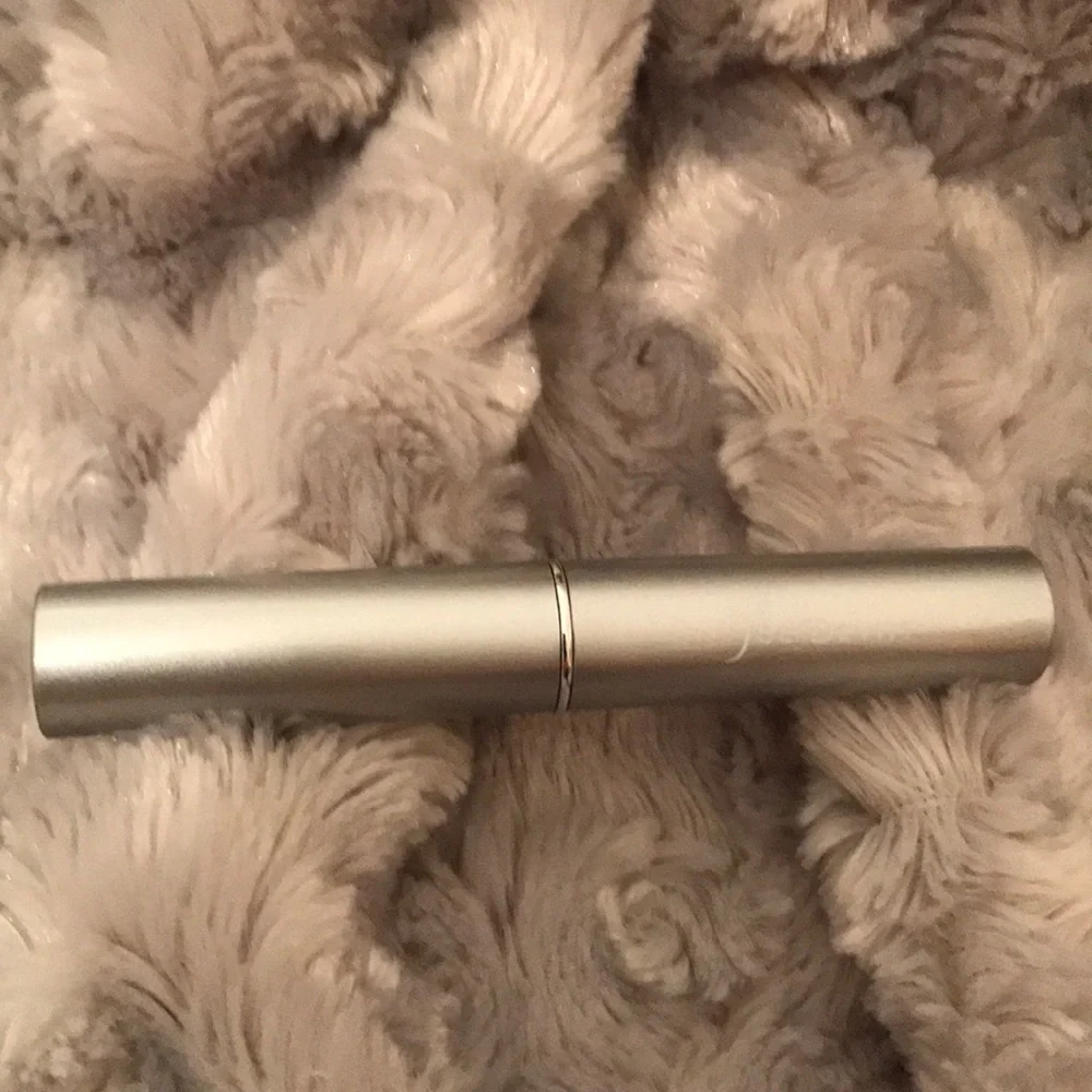 Sue Devitt Color Luxury Lipstick Deia NWOB